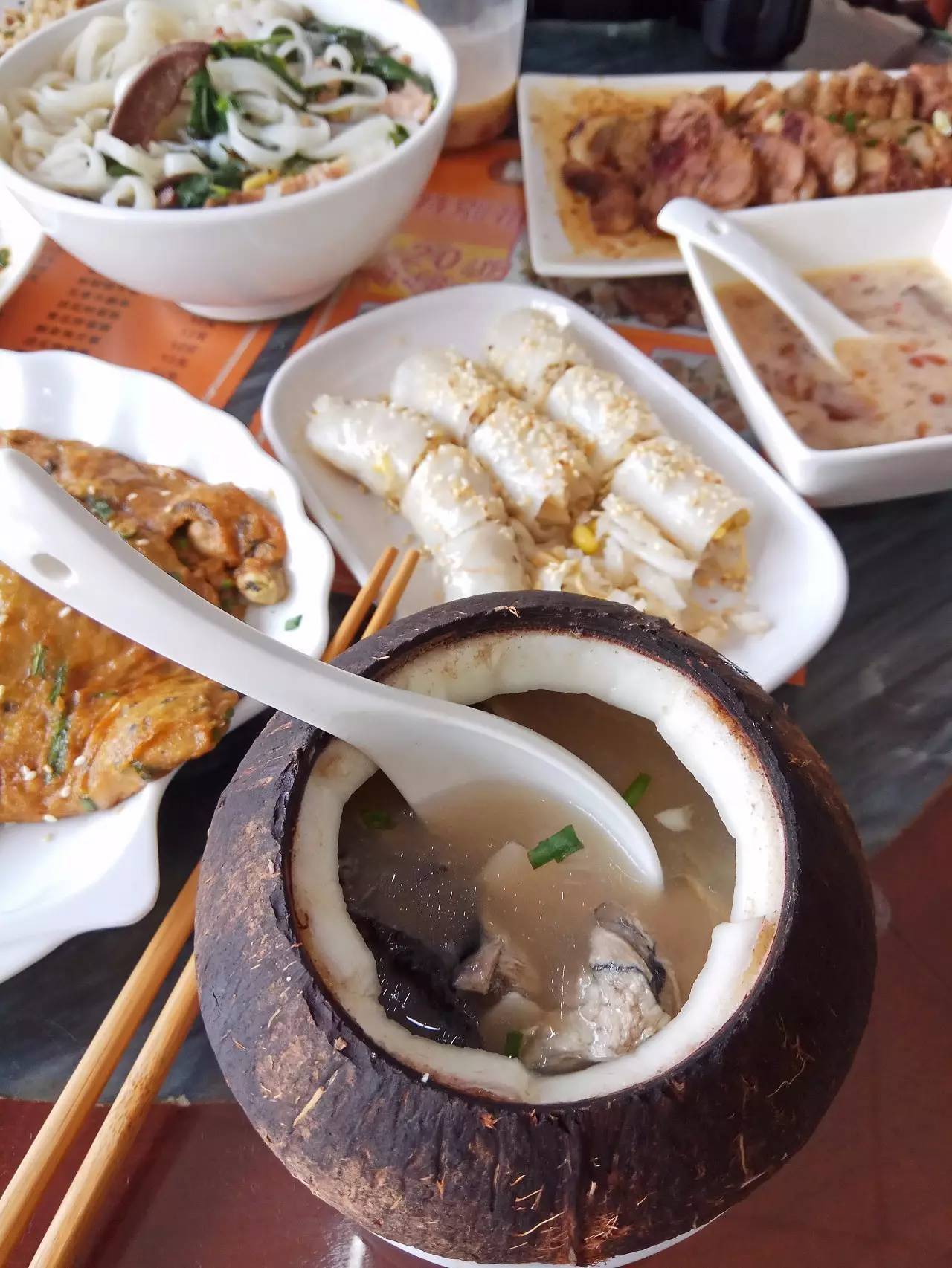 贝利轻视梅西只会左脚!直接表示他不配跟自己相提并论:IM电竞(图2) IM电竞官网