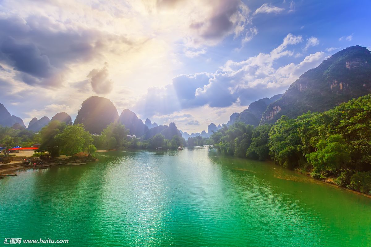 国产航母正常通过台湾海峡“蔡赖配”怕什么?‘IM电竞平台’(图2) IM电竞